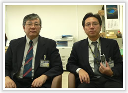 （写真左）広報課の佐藤正課長（写真右）管理課の相馬陽一課長補佐