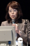 石井美恵子氏